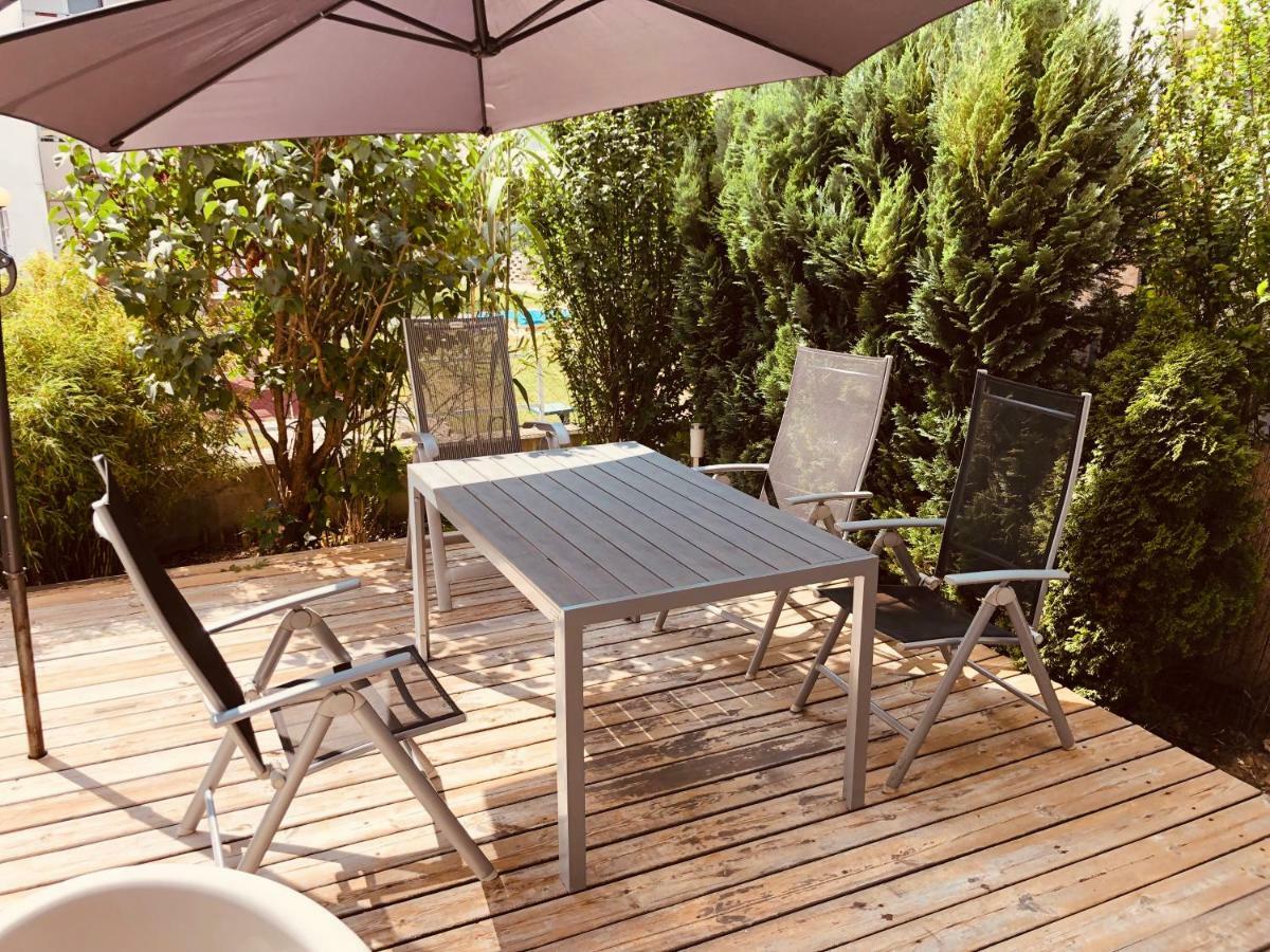 25H Garden Apartment Plus Private Beach Nezsider Kültér fotó
